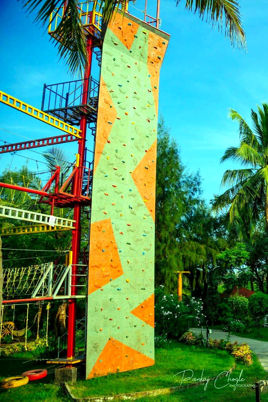 Rock climbing wall